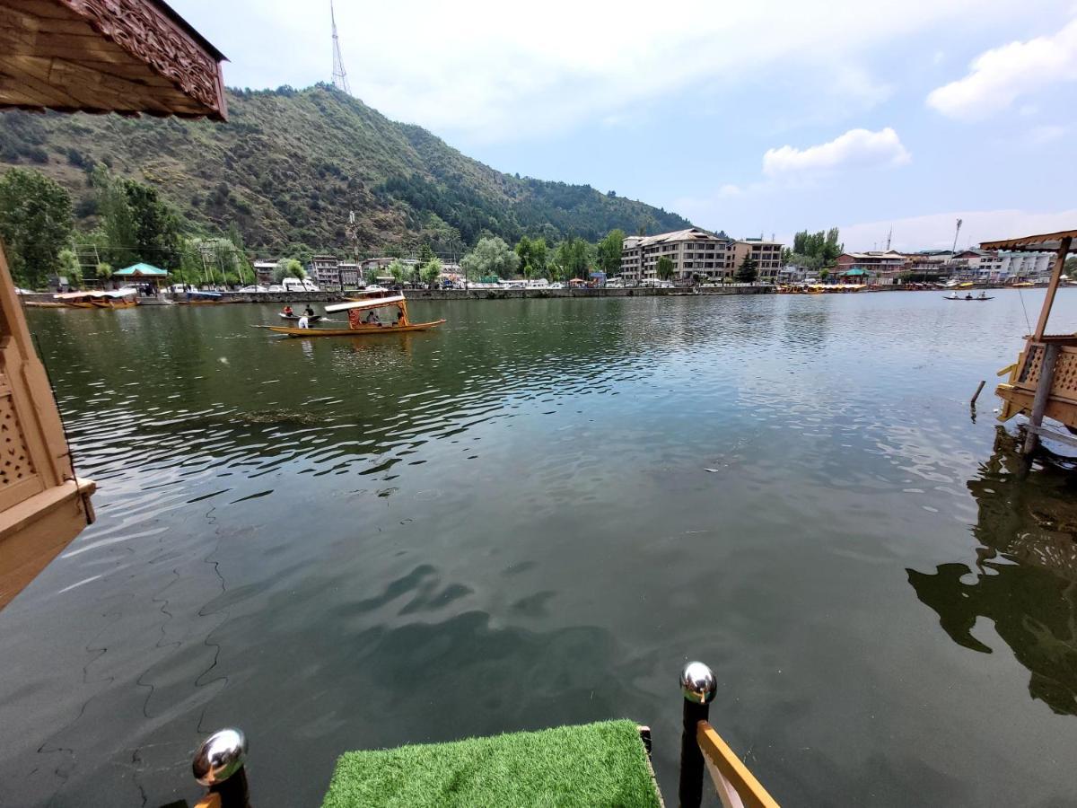 Tashkand Houseboat Srīnagar Exterior foto